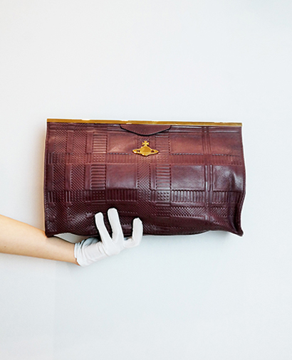 Oversized Clutch, front view